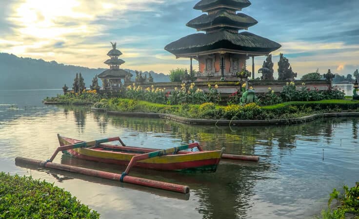 How to plan a group trip to