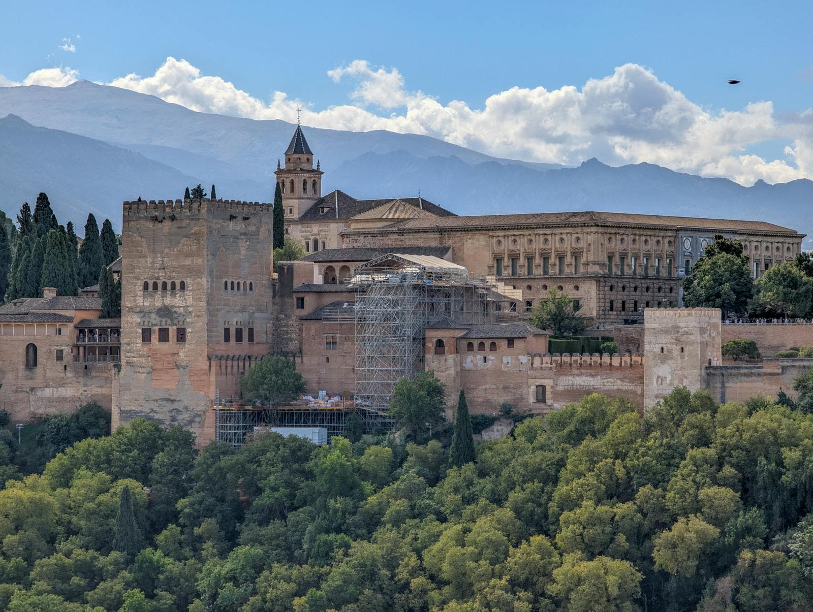 How to Choose a Cultural Tour Operator in Spain