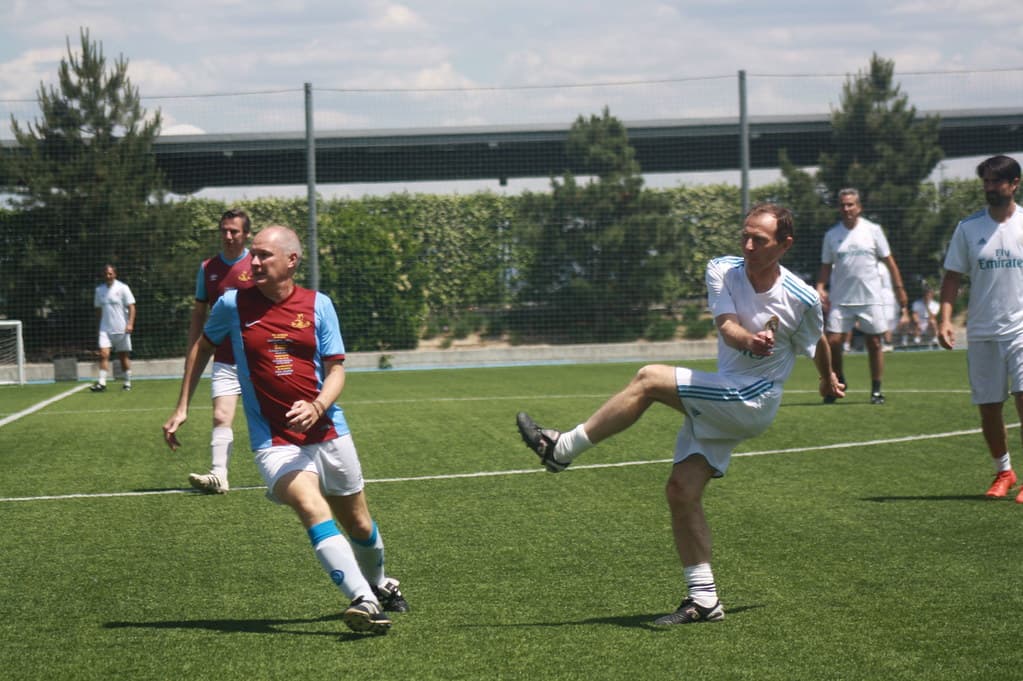 An Odisea Tours youth soccer group on a match day in Spain